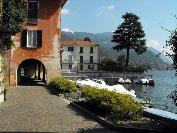 Casa Stefania Leilighet Mandello del Lario Eksteriør bilde