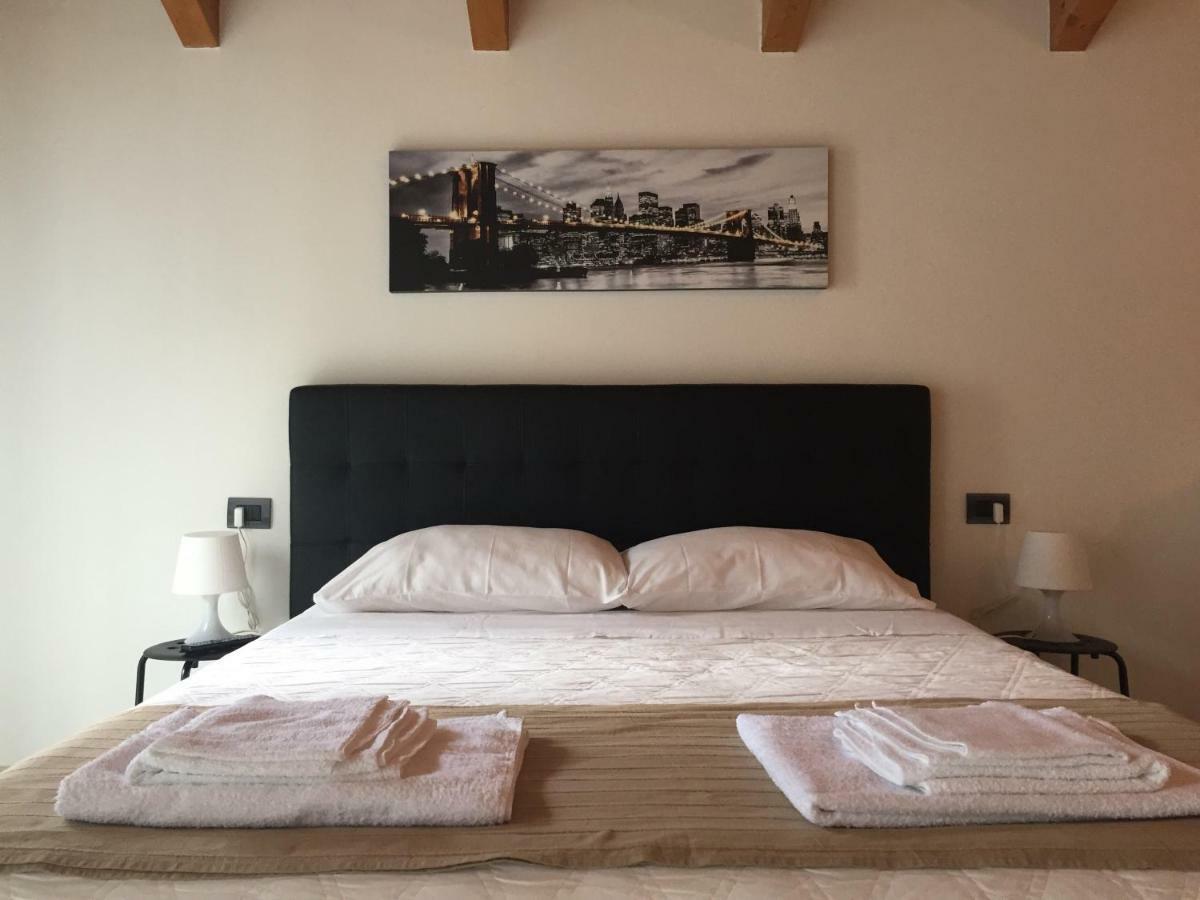 Casa Stefania Leilighet Mandello del Lario Eksteriør bilde